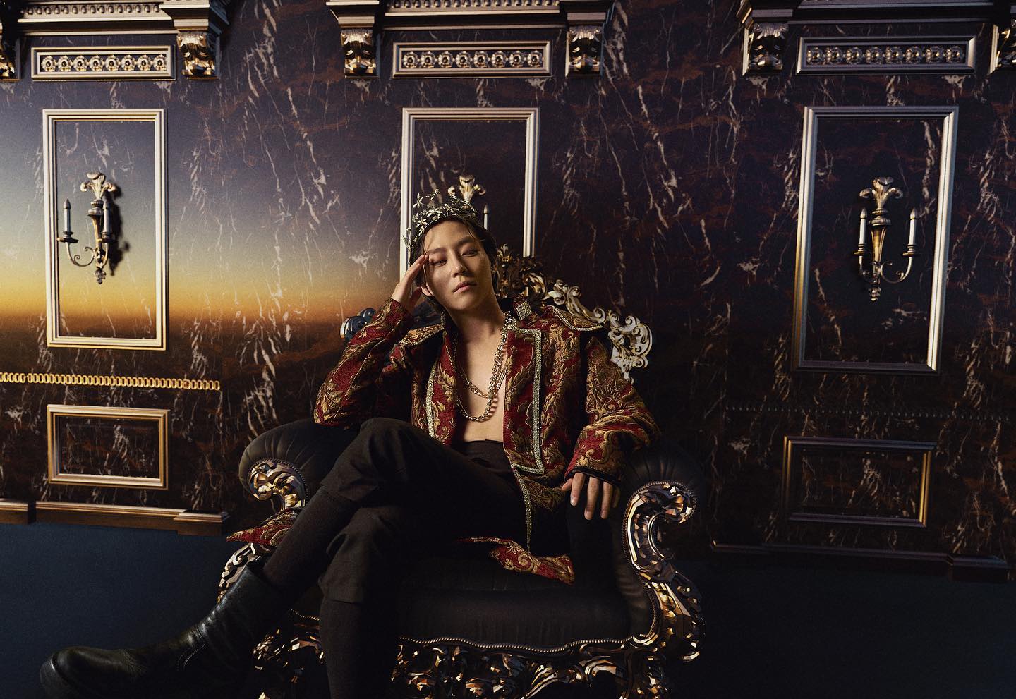 Woosung Cover project showcase image 1 -
                    An exclusive virtual shoot for K-POP star Woosung for the release of his single Lazy....
